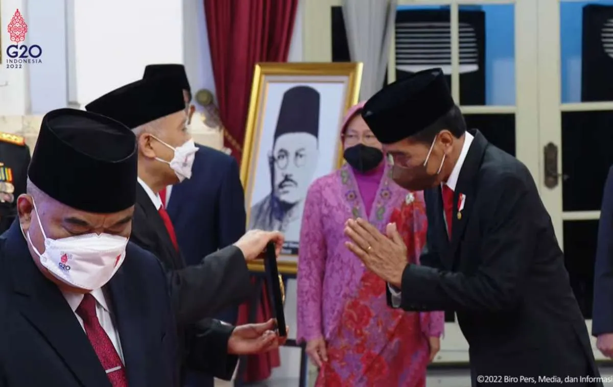 Presiden Jokowi Anugerahkan Gelar Pahlawan Nasional Kepada Lima Tokoh