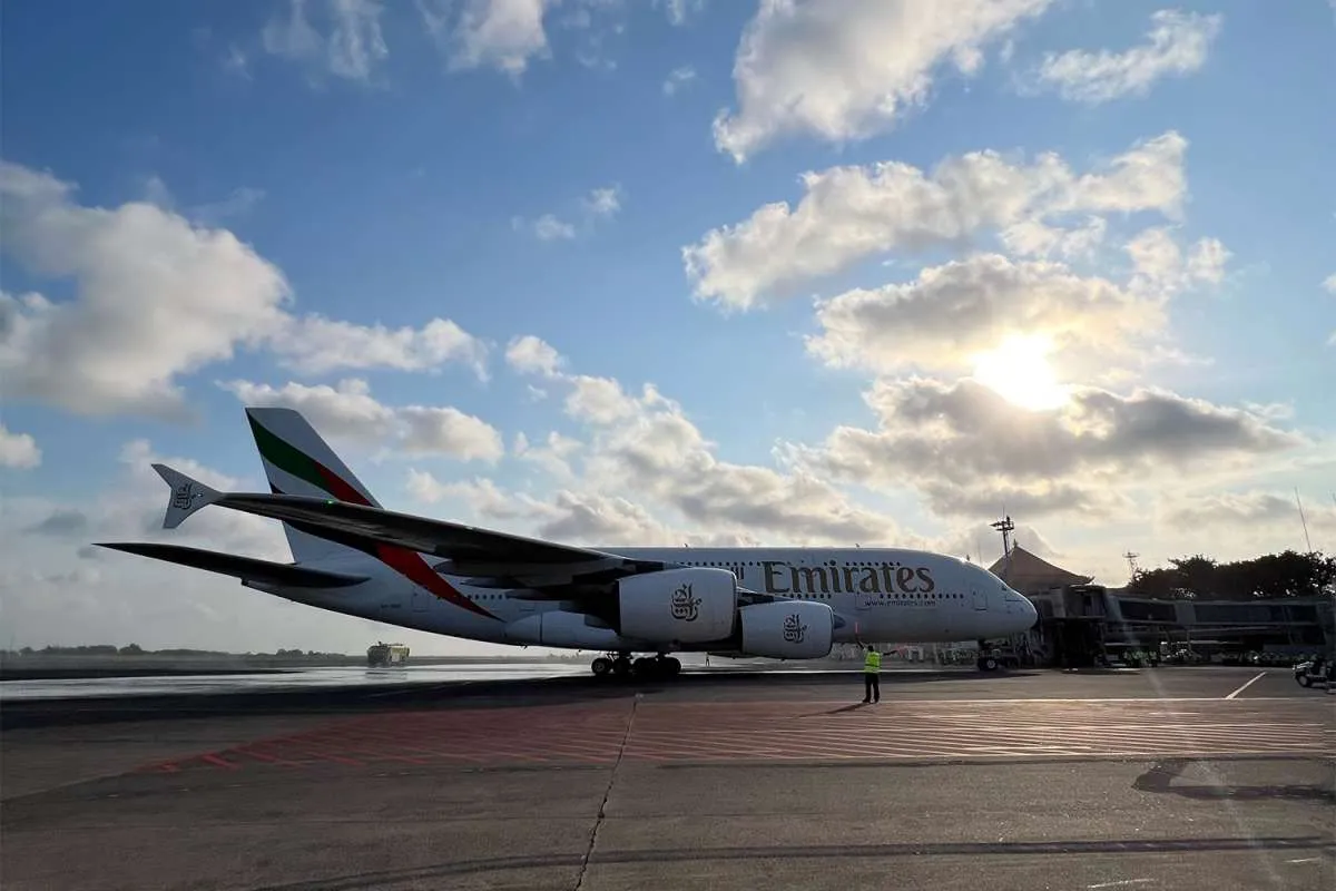 Pesawat A380 Emirates Cetak Sejarah dalam Penerbangan Indonesia
