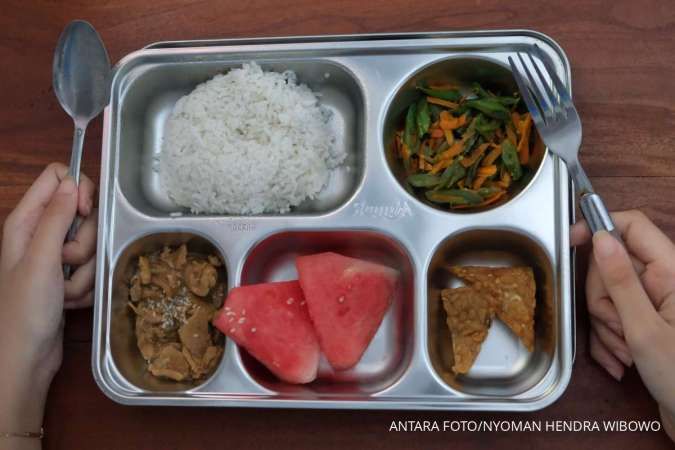Poros Pelajar Desak Pemerintah Hentikan Impor Food Tray untuk Program MBG