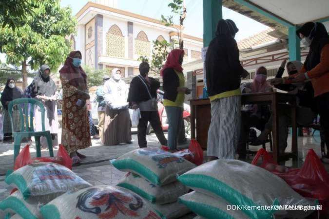 Pastikan Tepat Sasaran, Pemerintah Salurkan Tambahan Bansos Berbasis Data Tunggal 