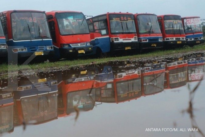 Tidak ada lagi Metromini bobrok melintas di 2016