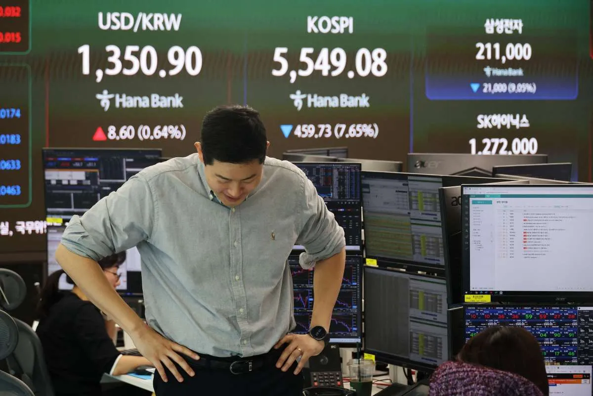 Harga Minyak Brent Turun 1,6%, Investor Menanti Arah Suku Bunga Global