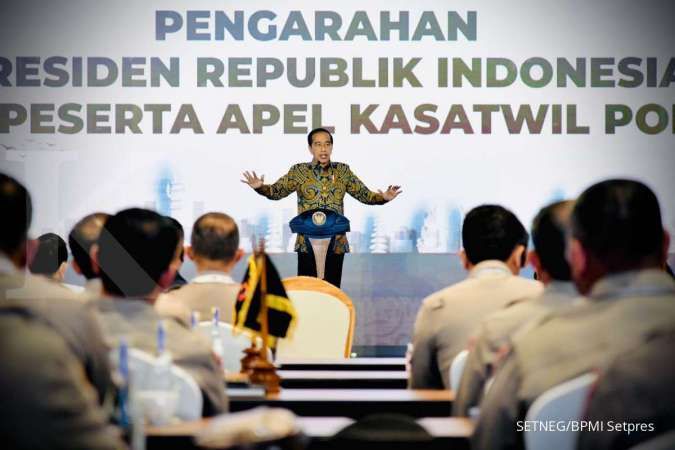 Jokowi minta kapolri ganti kapolda yang di wilayahnya kasus Covid-19 naik tinggi