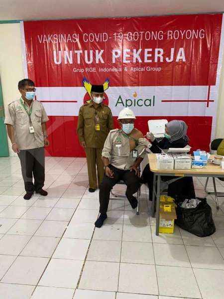 Apical Group gelar vaksinasi gotong royong perdana di Dumai