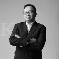 Dino Ahmad Ryandi, Sarjana Teknik Menyetir Industri Mobil Listrik