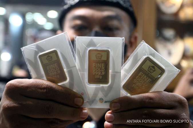 Harga Emas Antam Logam Mulia Hari Ini Minggu (24/11/2024) Stagnan