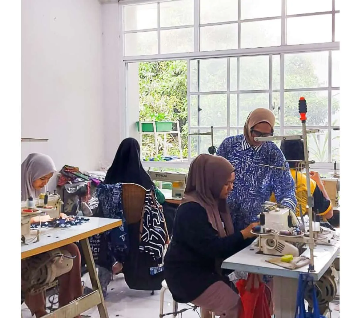 UMKM Dara Baro Buktikan Limbah Sisa Kain Mampu Mendunia