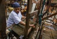 Manfat dan Mudarat Membentuk BUMN Tekstil