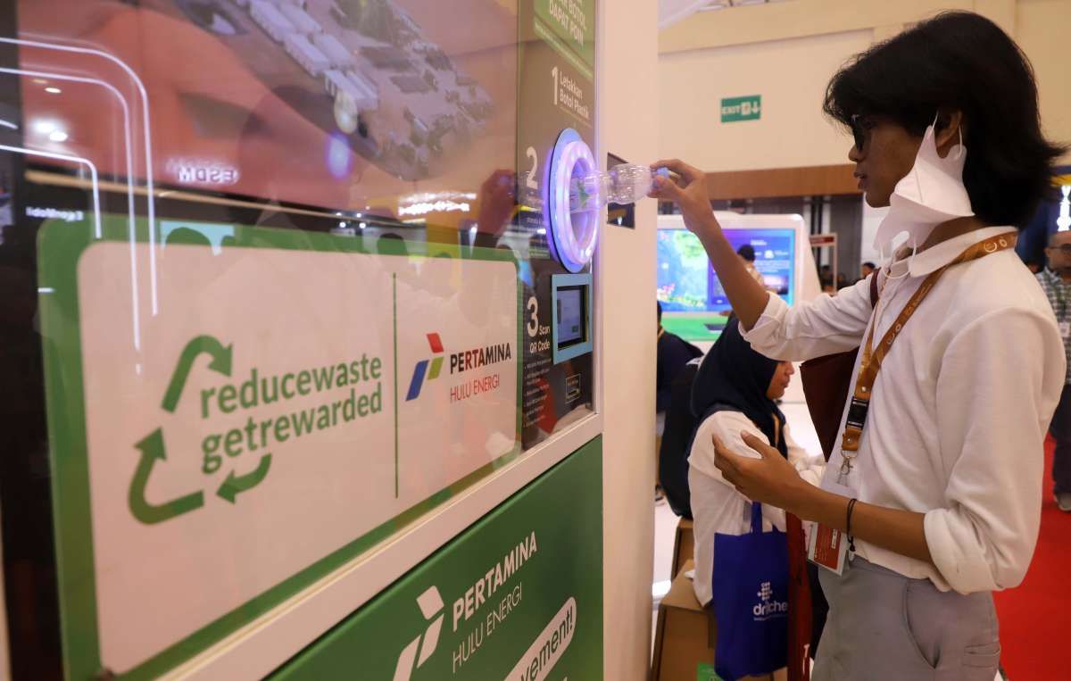 Pertamina Hulu Energi Berdayakan Produk Daur Ulang Sampah Plastik