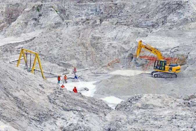 Indonesia Working to Fix Delays on Tin Export Permits, Minister Says