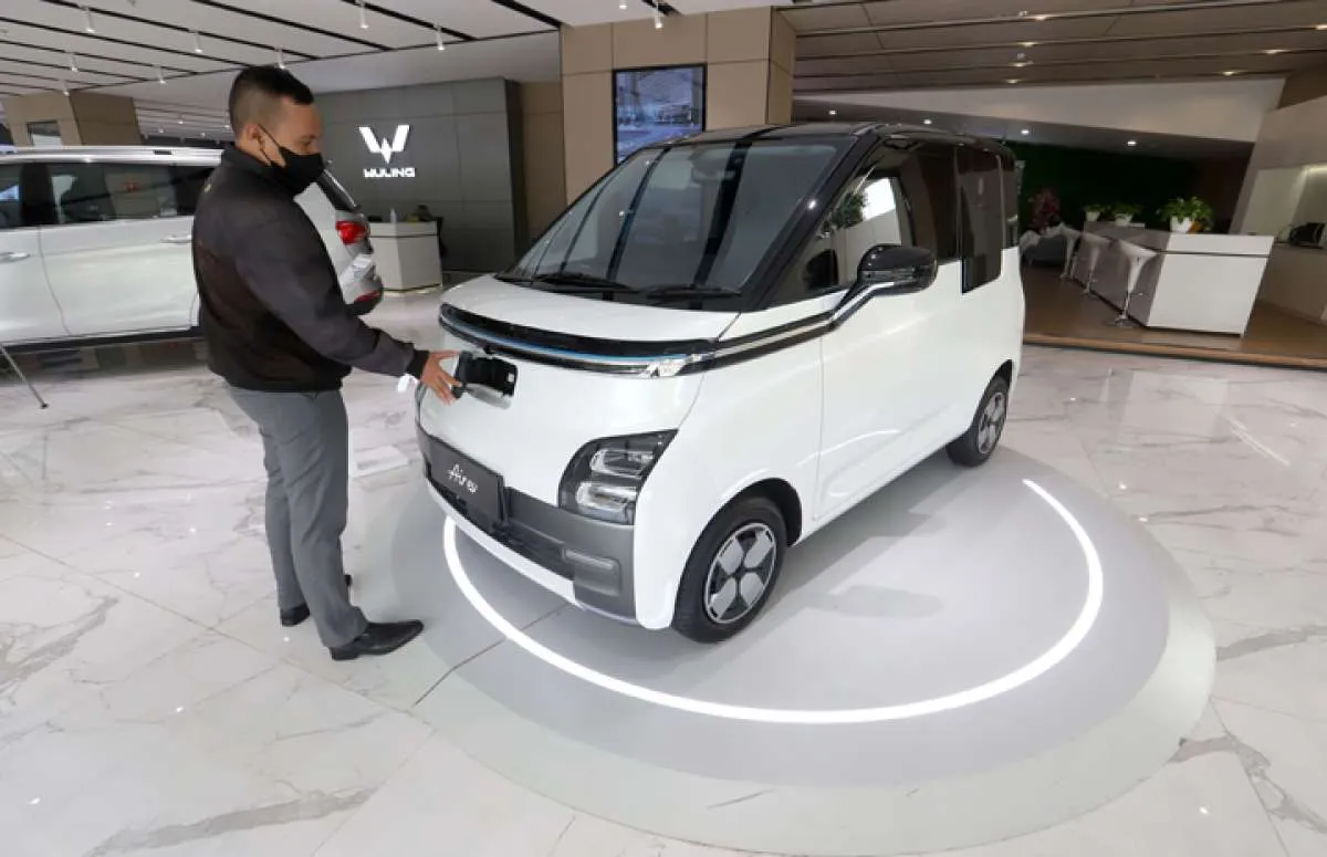 Cek Harga Mobil Listrik Wuling Air EV per Oktober 2022, Masih Terjangkau
