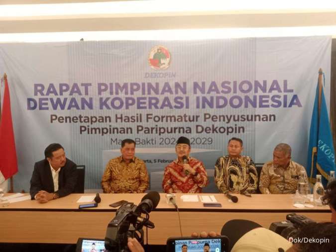 Jimly Asshiddiqie Emban Mandat Ketua Umum Dekopin Gantikan Nurdin Halid