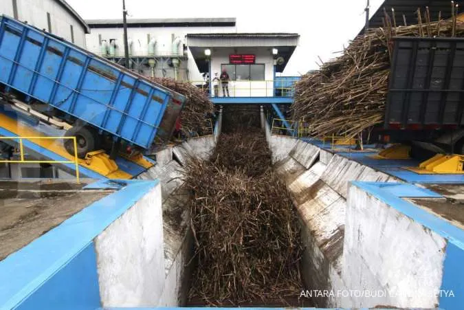 Indonesia plans 2024 sugar output boost, lower imports with new firm