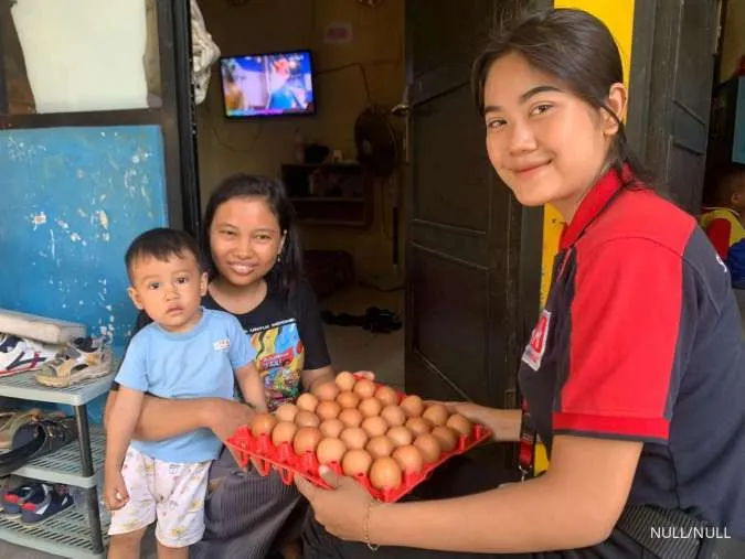 Cegah Stunting, Alfamidi Salurkan 1.110 Butir Telur 