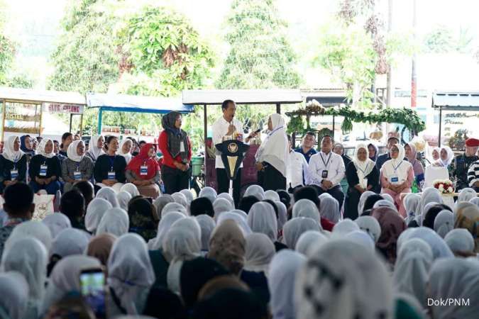 Jokowi Apresiasi Produk Buatan Nasabah PNM Mekaar