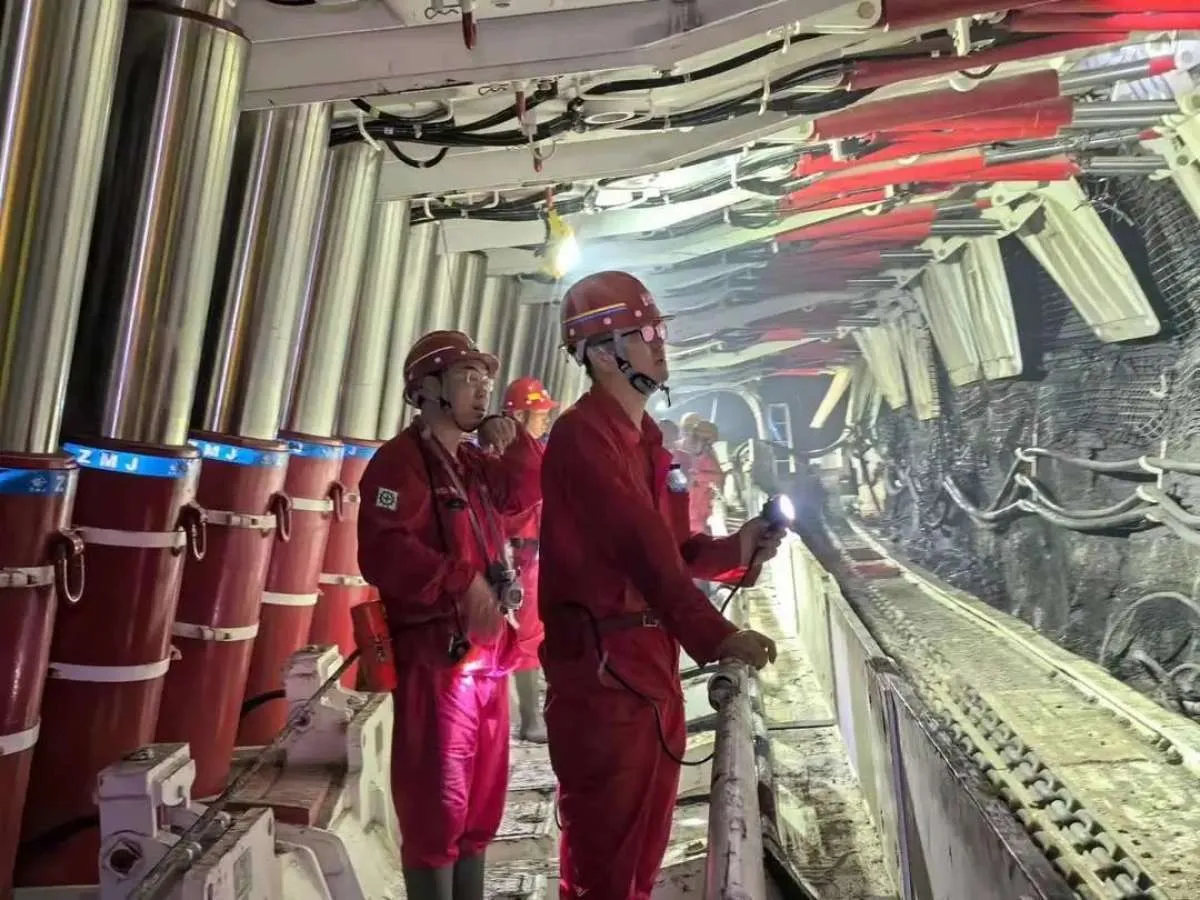 PT SDE Mempelopori Pertambangan Batubara Bawah Tanah di Indonesia