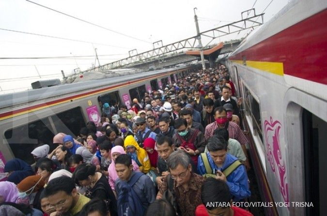 Januari-November 2015, penumpang kereta naik 17,8%