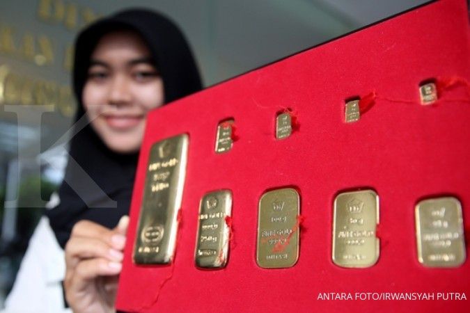 Harga emas Antam flat, buyback turun Rp 2.000