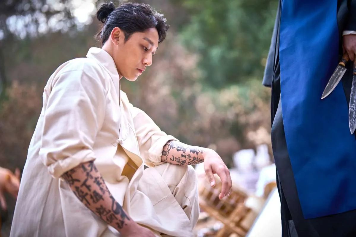 Sinopsis Exhuma Film Korea Terbaru Kim Go Eun-Lee Do Hyun dan Jadwal Tayang 