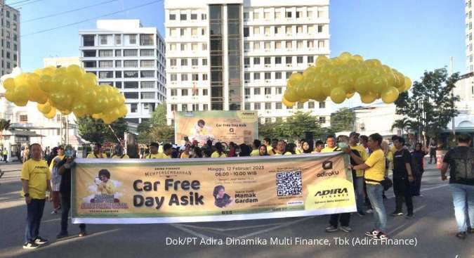 Adira Finance Perkenalkan Aplikasi Adiraku bagi Warga Medan dalam Acara Car Free Day
