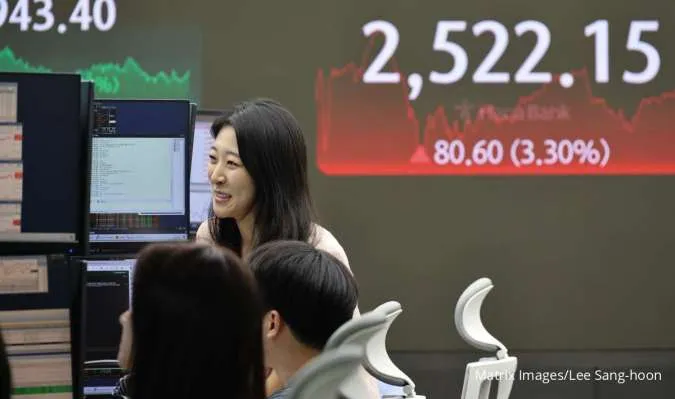 Asian Stocks Slide Amid Trump Tariff Worries, Yen Gains
