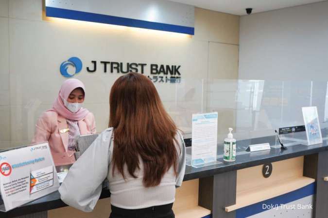 Buka tabungan bank J Trust