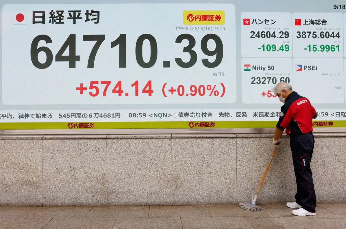 Bursa Asia Tertekan Gelombang Utang AI Kamis (8/10), Yield Obligasi Kembali Naik