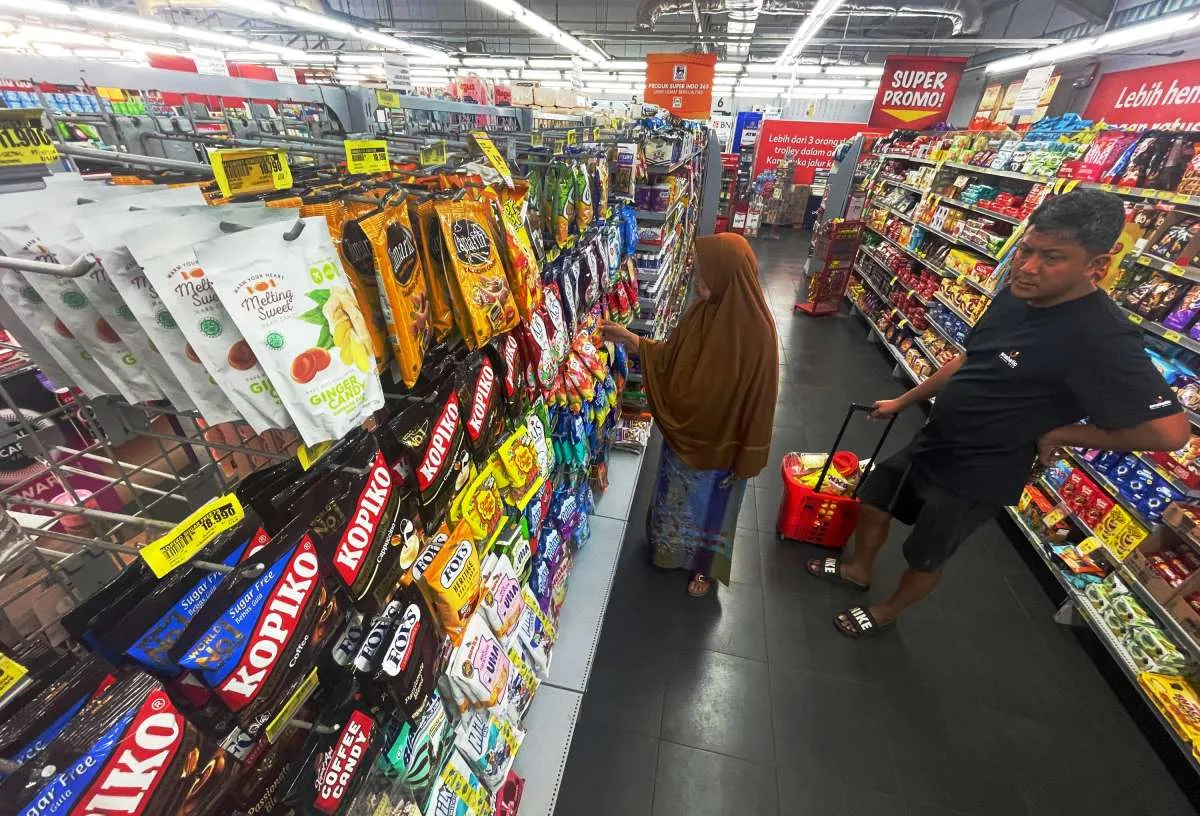 Indeks Keyakinan Konsumen Melorot Pada Maret 2025, Optimisme Menurun