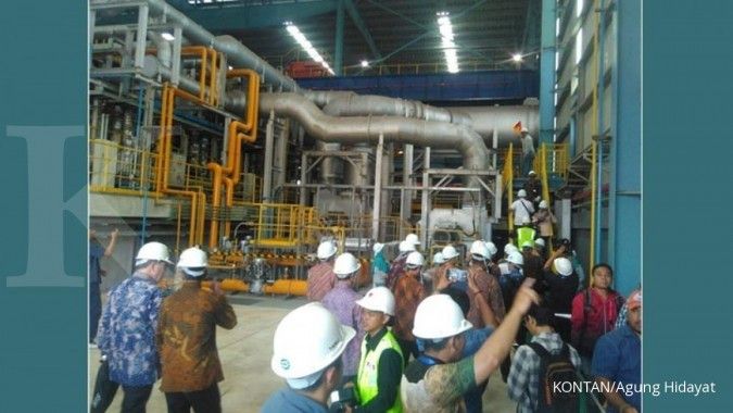PHK Krakatau Osaka Steel: Cermin Tekanan Struktural Manufaktur — PMI Kontraksi, Biaya Tinggi, Impor Murah