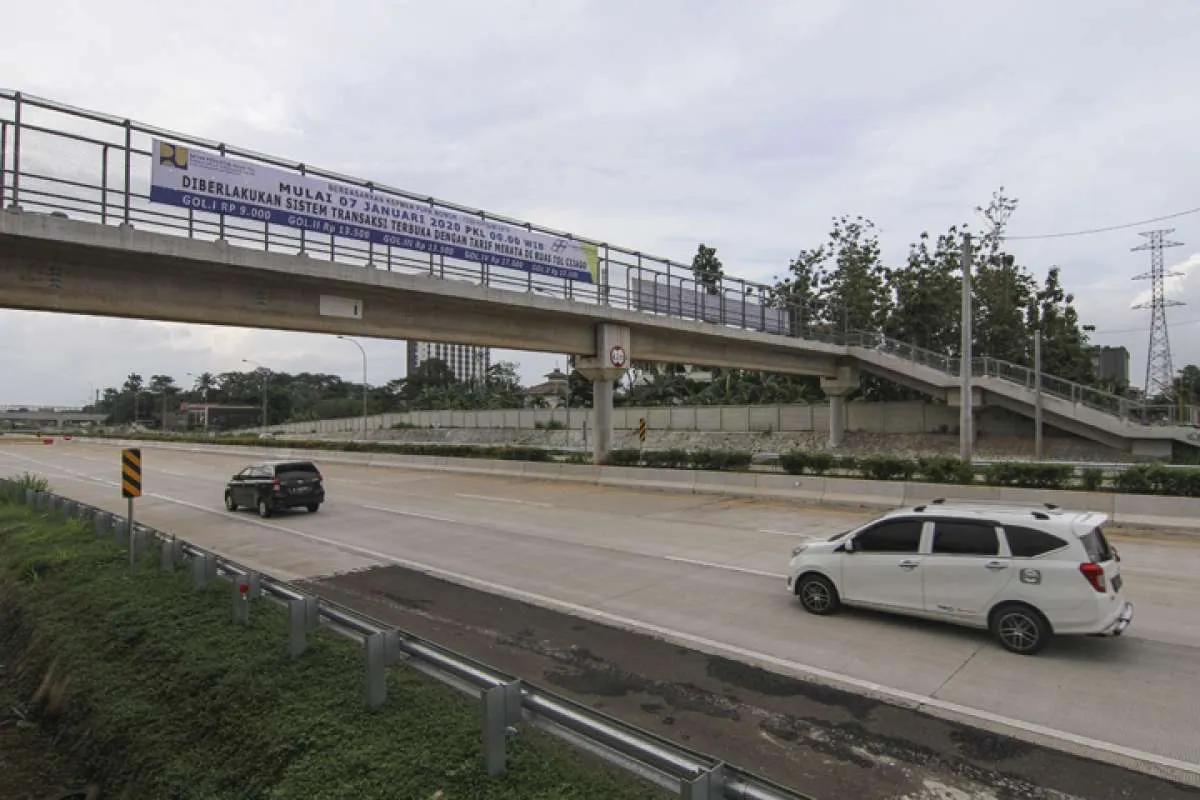 Top up tunai di seluruh gerbang tol wilayah Jabodetabek ditutup sementara