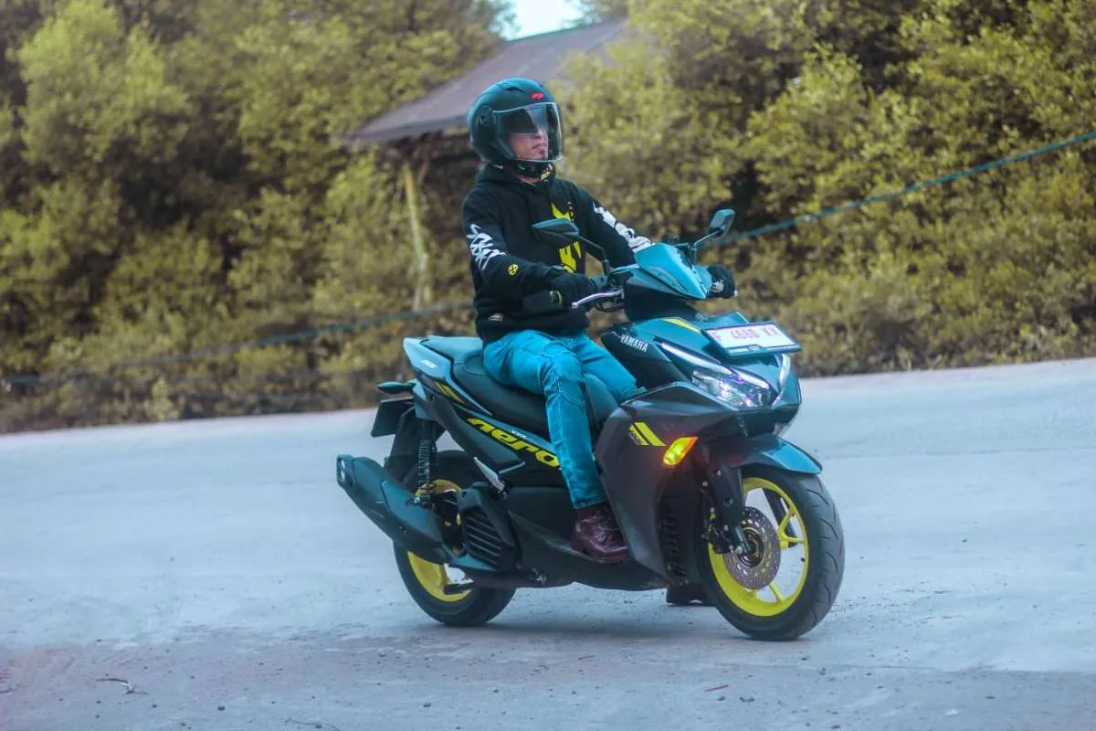 Ciptakan helm dengan desain kekinian dan tetap stylish