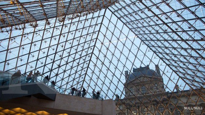 Museum Louvre tutup sehari karena banyak copet