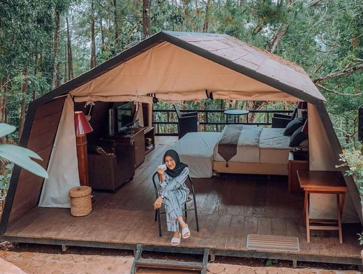 Bergelimang Cuan dari Usaha Tenda Bintang Lima