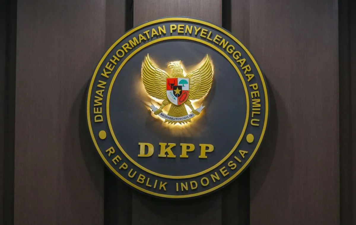 Gibran Diputuskan Melakukan Pelanggaran, Bawaslu Jakpus Dilaporkan ke DKPP