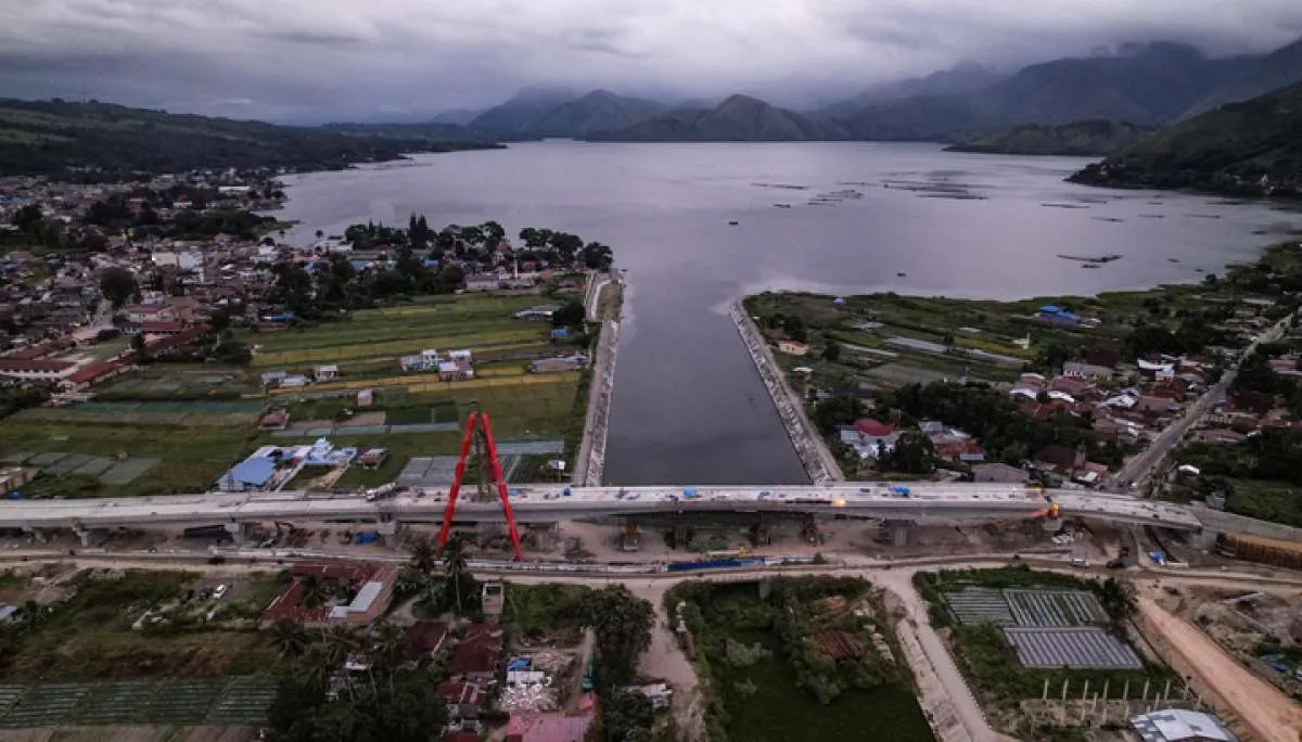 Jokowi Resmikan Jembatan Aek Tano Ponggol, Pariwisata Samosir Bisa Berkembang