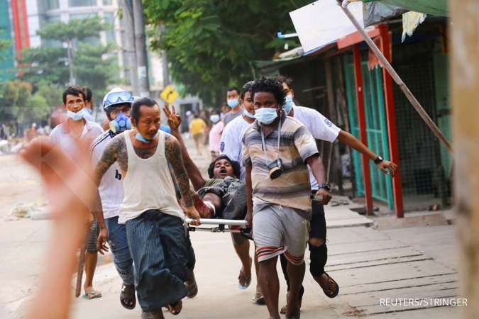 Sejumlah demonstran tewas dan terluka pasca operasi fajar militer Myanmar 