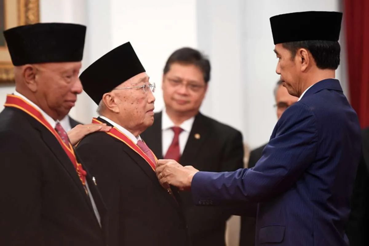 Innalillahi, Dua Orang Dekat Jokowi Meninggal Dunia, Arifin Panigoro dan Pamannya