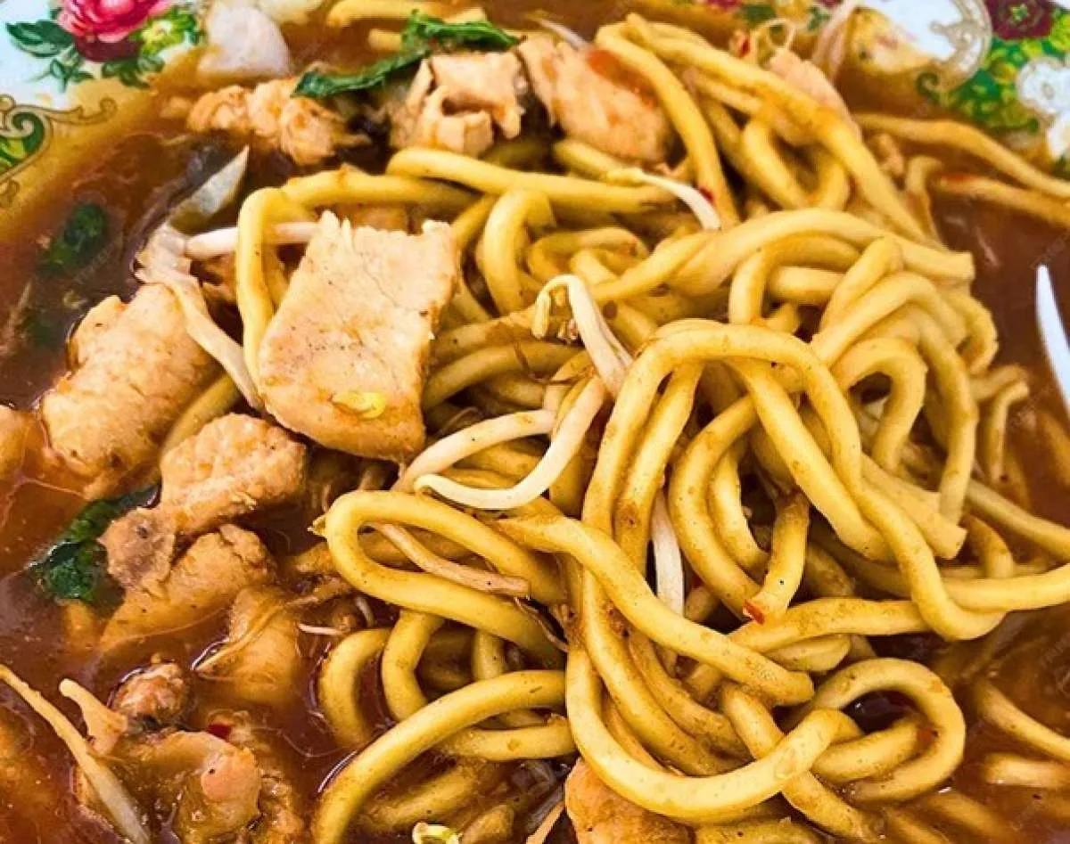 Liburan Sekolah yang Berkesan: Mengajak Anak Membuat Es Mie Kuah Aceh