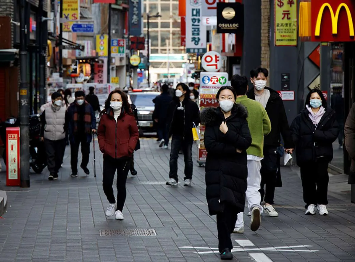 Infeksi Covid-19 di Korea Selatan meroket setelah pemerintah melonggarkan pembatasan