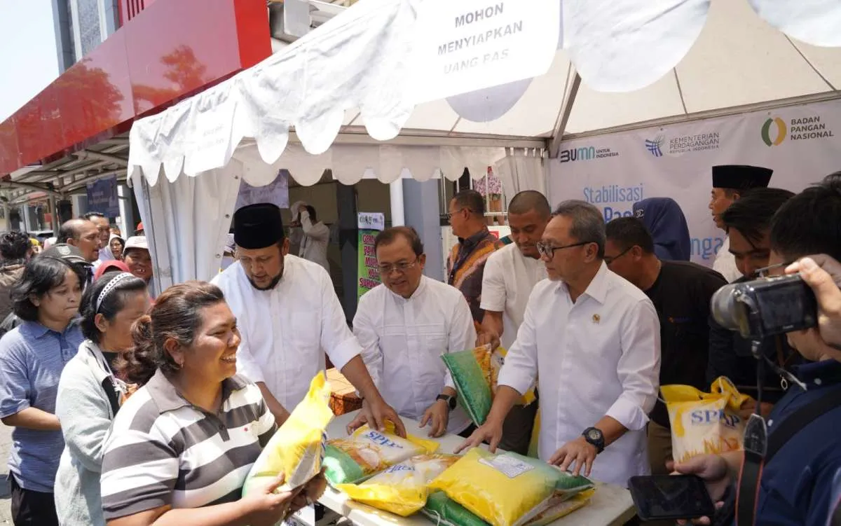 Operasi Pasar di Surakarta, Mendag Zulkifli Jamin Beras Tersedia & Harga Terjangkau
