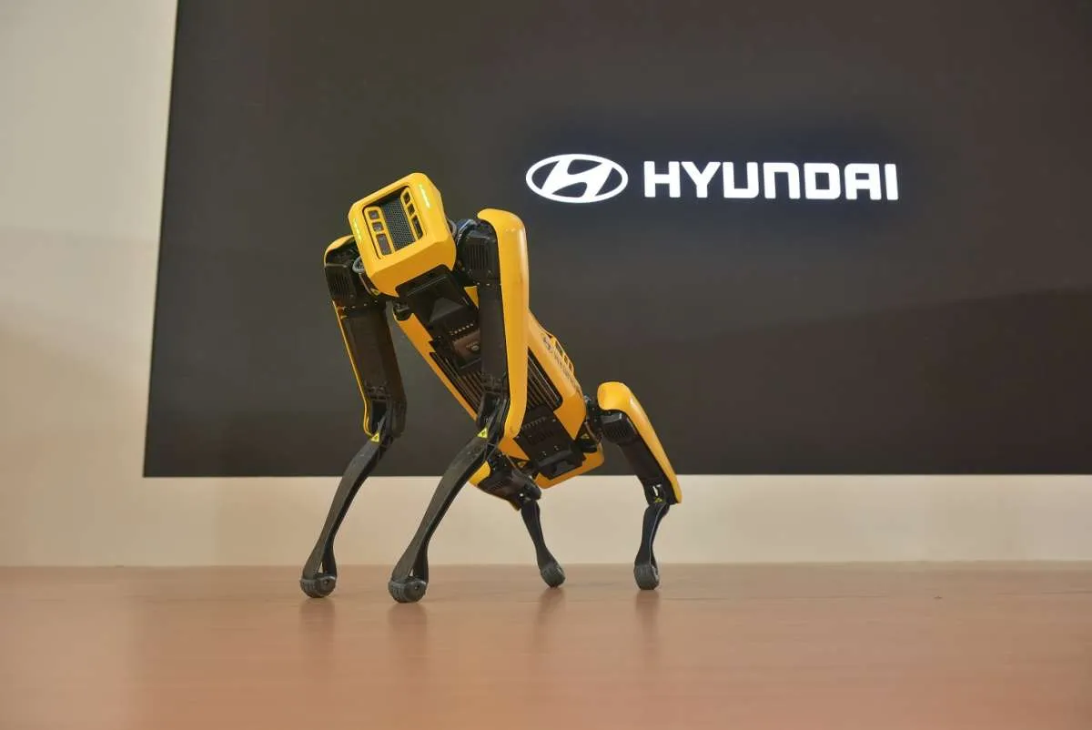Hyundai perkenalkan robot pintar berkaki empat di Indonesia