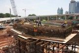Hindari Lenteng Agung, ada pengangkatan beton proyek pembangunan flyover 