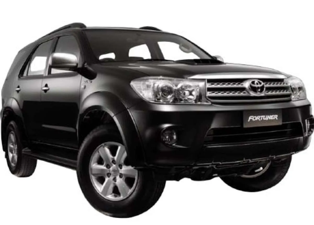 Harga mobil bekas Toyota Fortuner makin murah untuk varian facelift per Juli 2021
