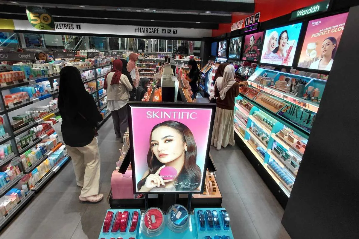 Relaksasi Bea Masuk Bahan Baku Plastik Jadi Angin Segar Industri Kosmetik