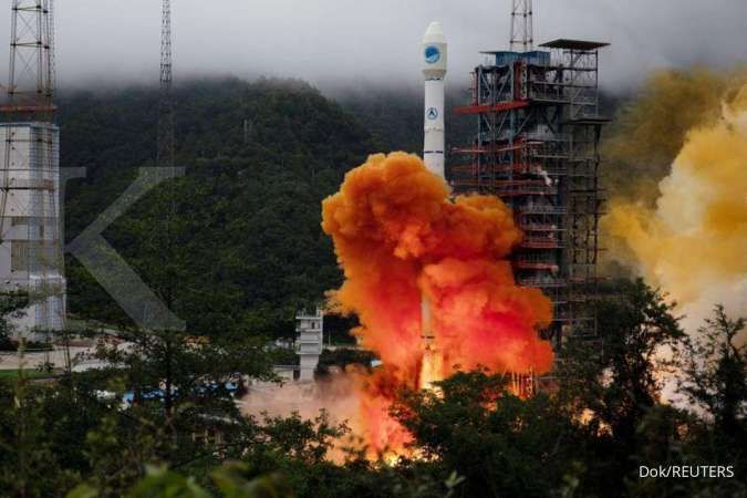 China kalahkan AS dan Rusia dalam jumlah peluncuran satelit ke luar angkasa