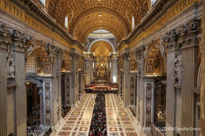 Promo Paket Liburan ke Eropa Barat, Termasuk Kunjungi Holy Door Vatican