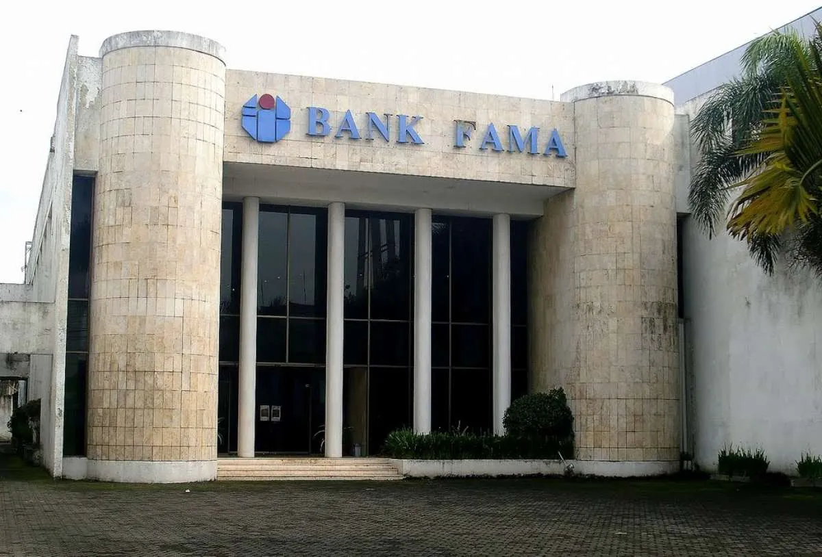Satu per satu juragan baru dari bank kecil mulai tunjukkan diri
