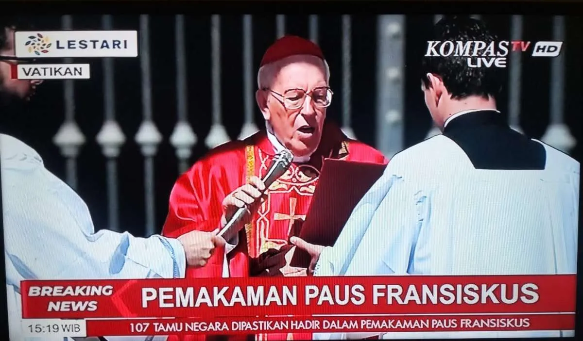 Dalam Homilinya, Dekan Dewan Kardinal Sebut Paus Fransiskus Gembala Umat Hingga Akhir