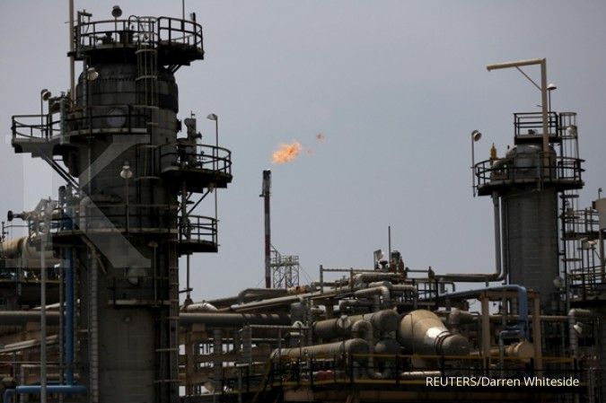 Analisa Sri Mulyani, harga minyak 2017 naik dikit