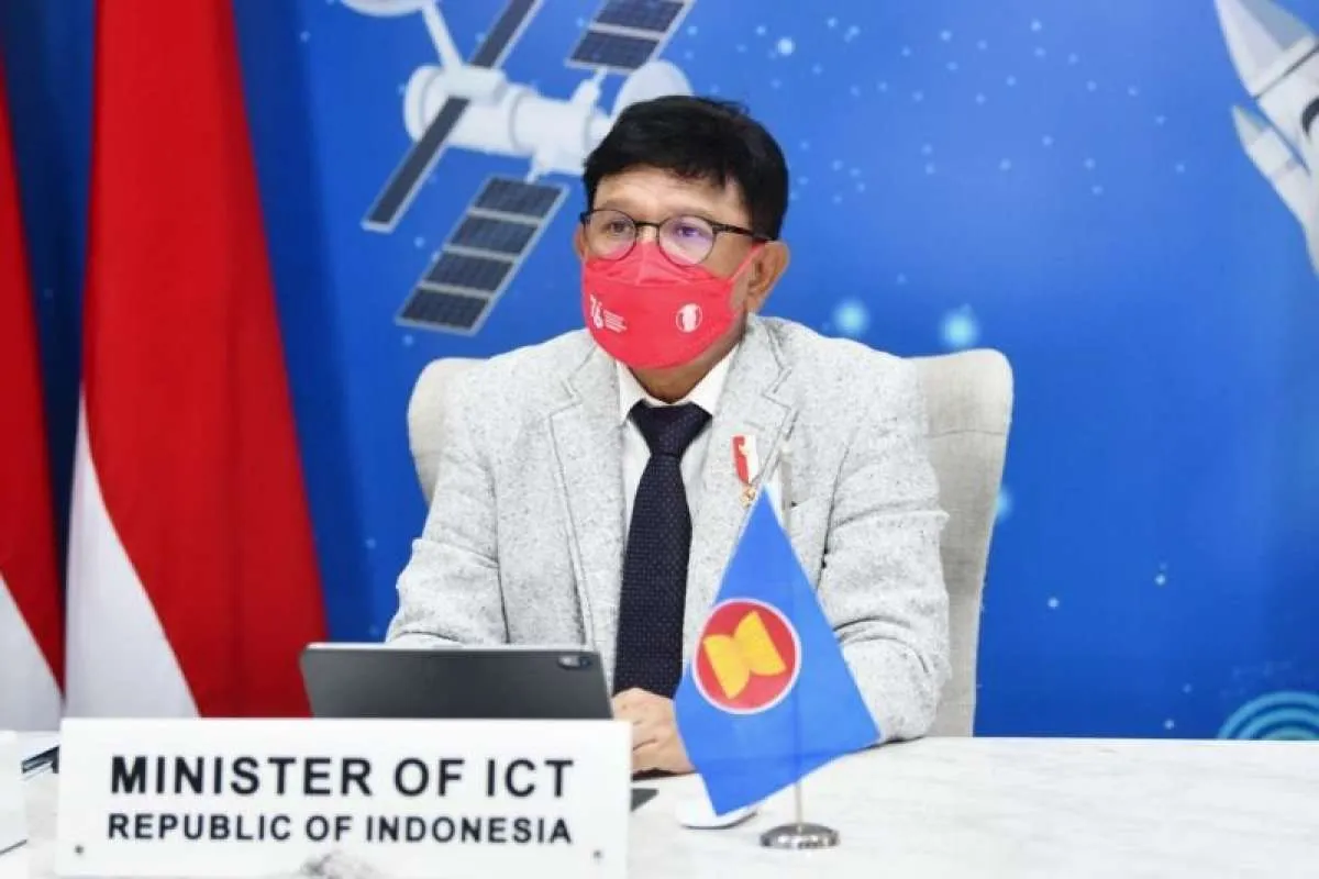 Kominfo dorong pengembangan satelit nano Indonesia